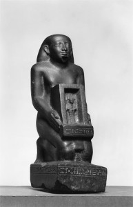 Egyptian_-_The_Priest_Pe-Kher-Khons_Holding_the_Shrine_of_Osiris_-_Walters_22175